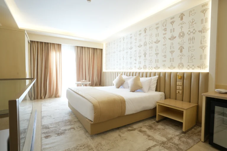 Super Deluxe King Suite