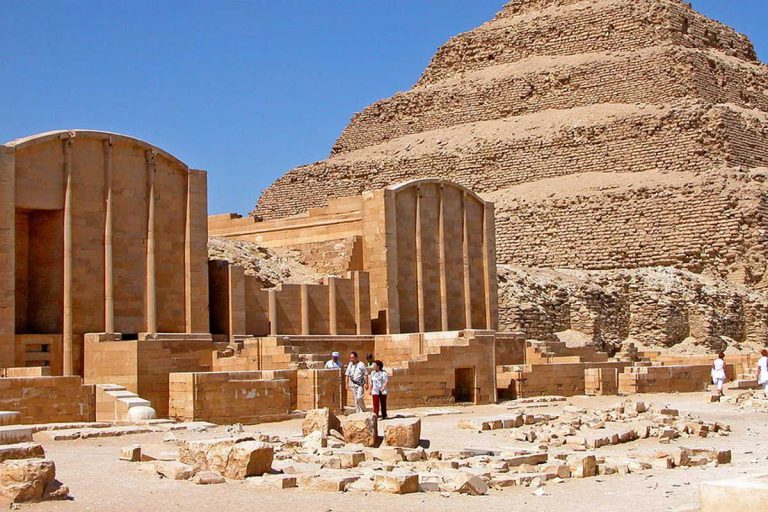 attractions-gallery-saqqara-pyramid-1